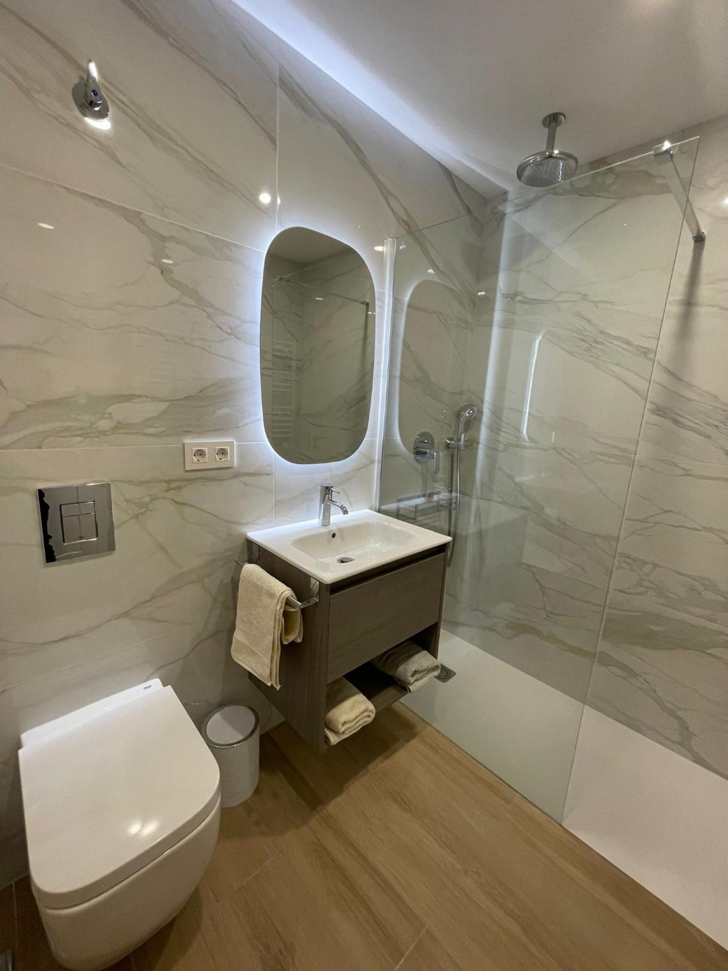 Riscal Suits Luxury لقنت المظهر الخارجي الصورة